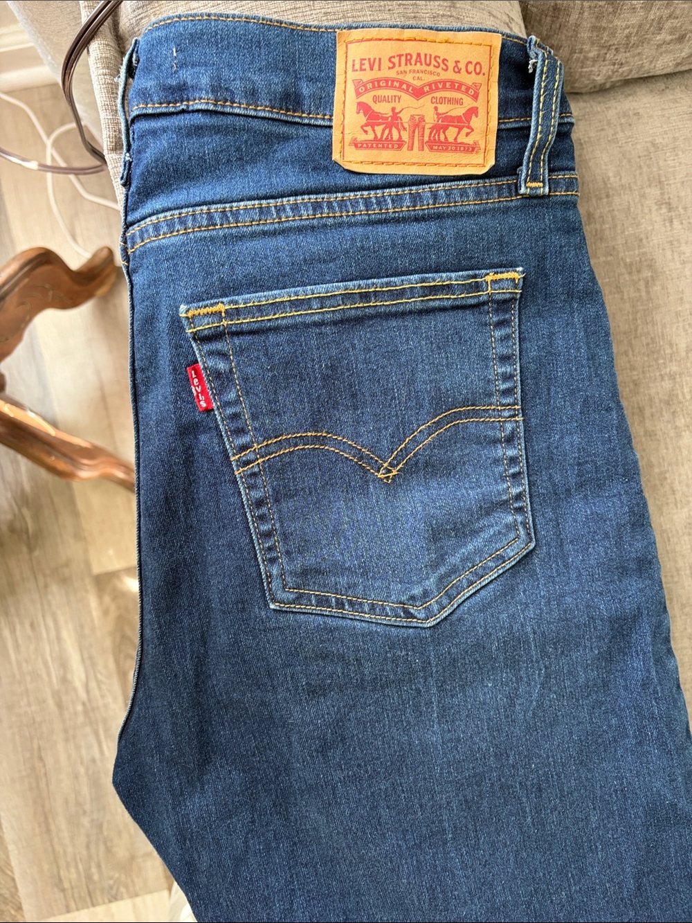 724 Women’s Levi’s High Rise Straight - 31x32L